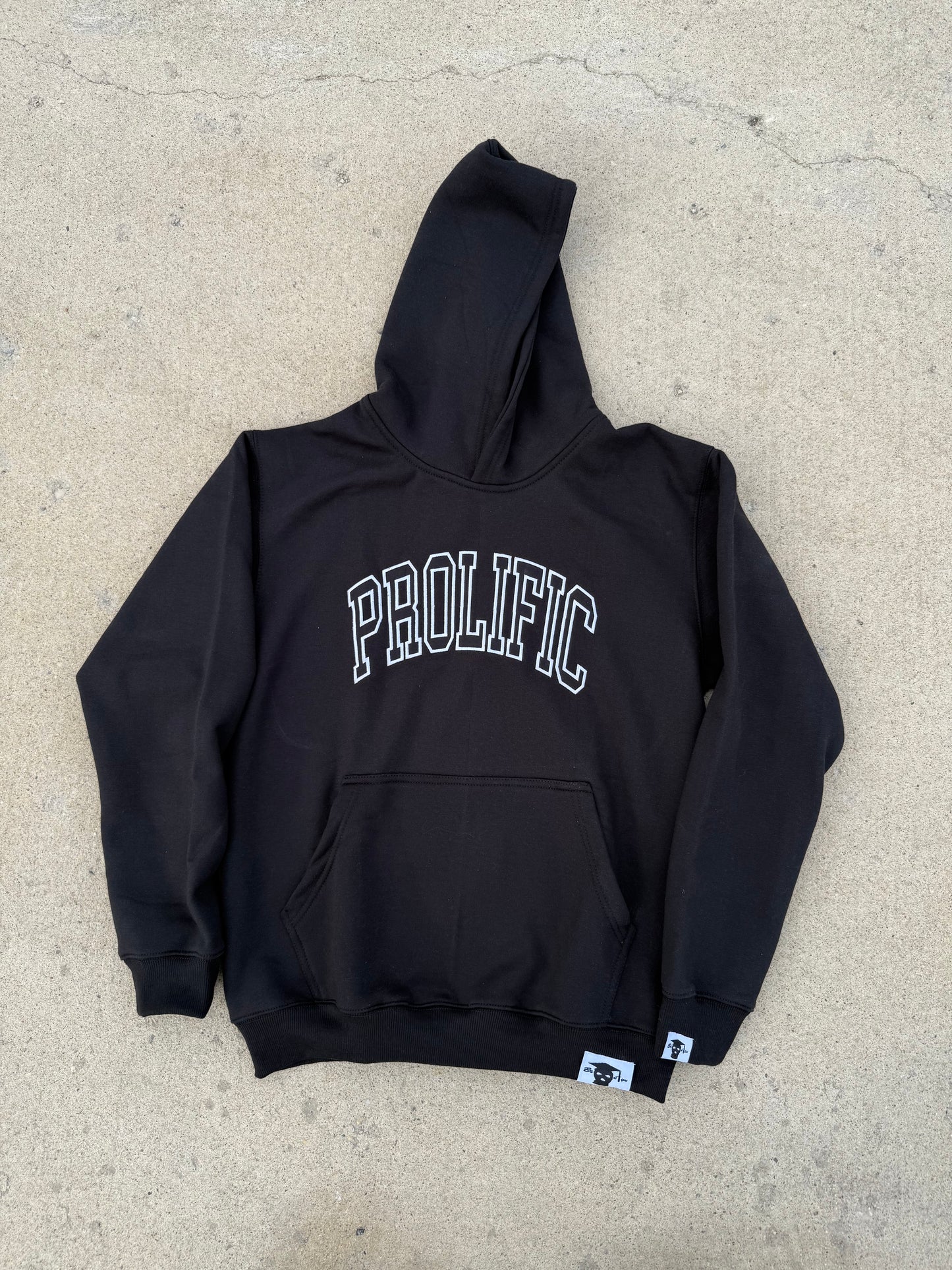 PF ESSENTIAL SWEATSUIT