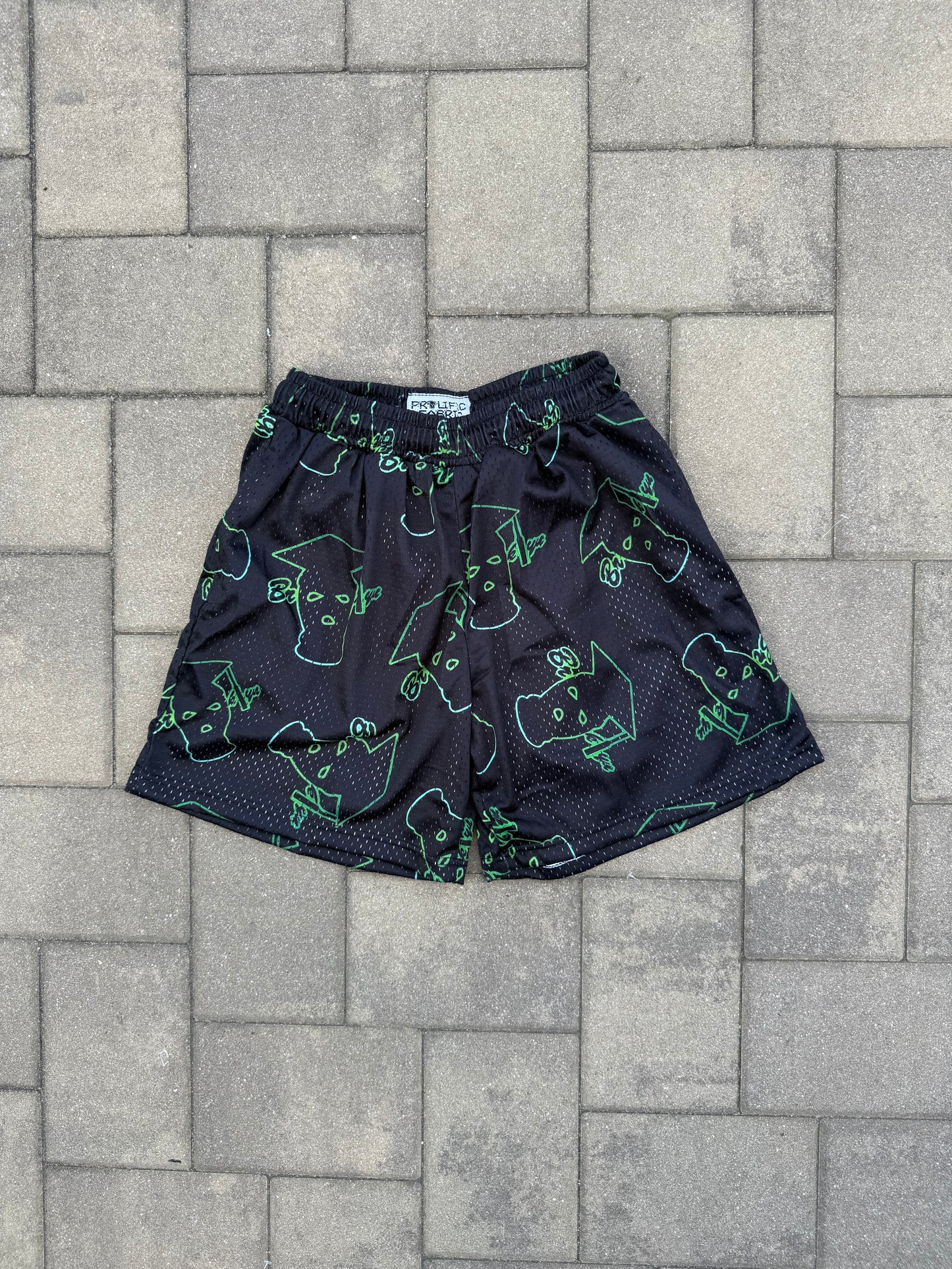 Graduation 360 gradient shorts