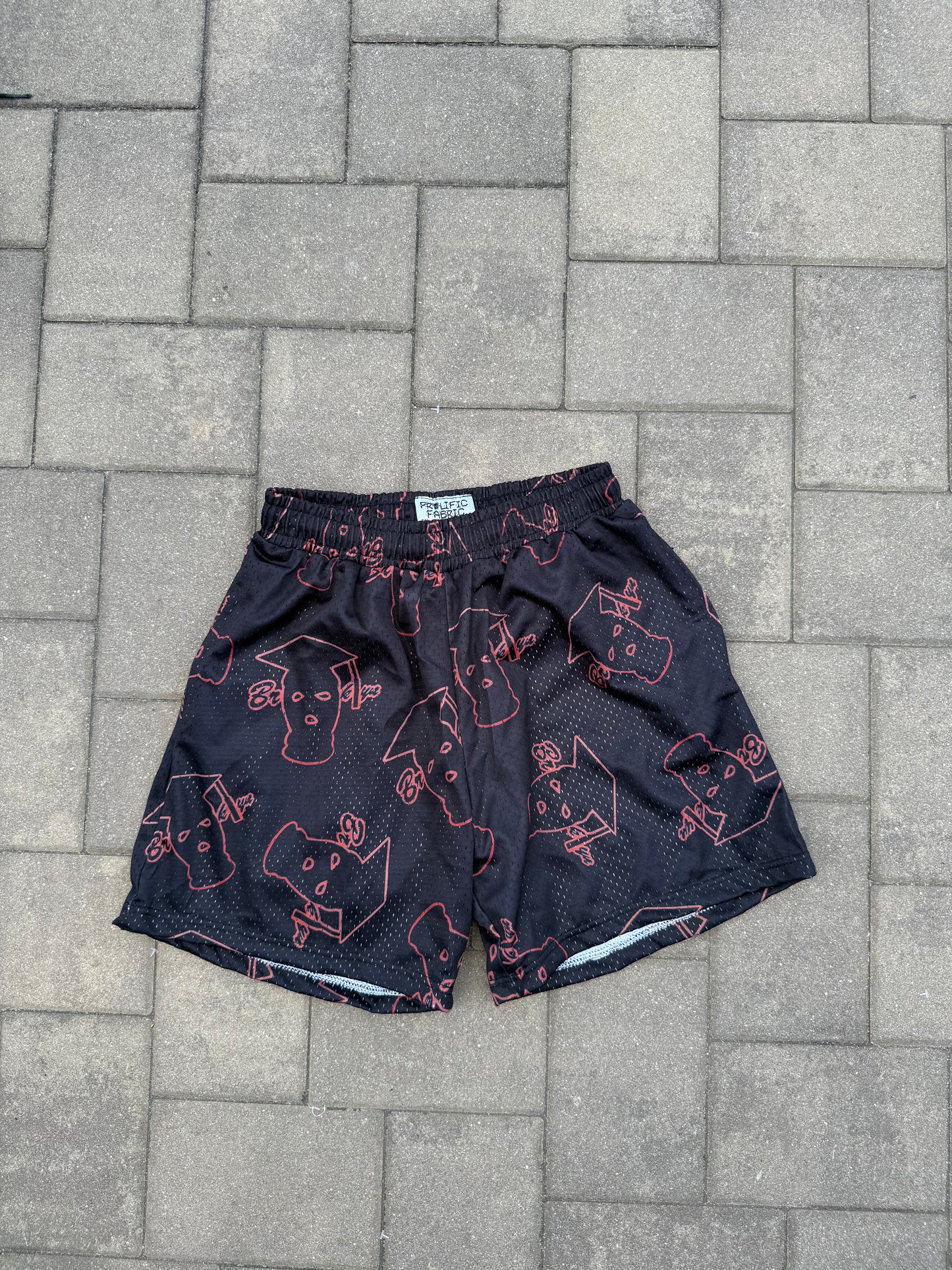 Graduation 360 gradient shorts