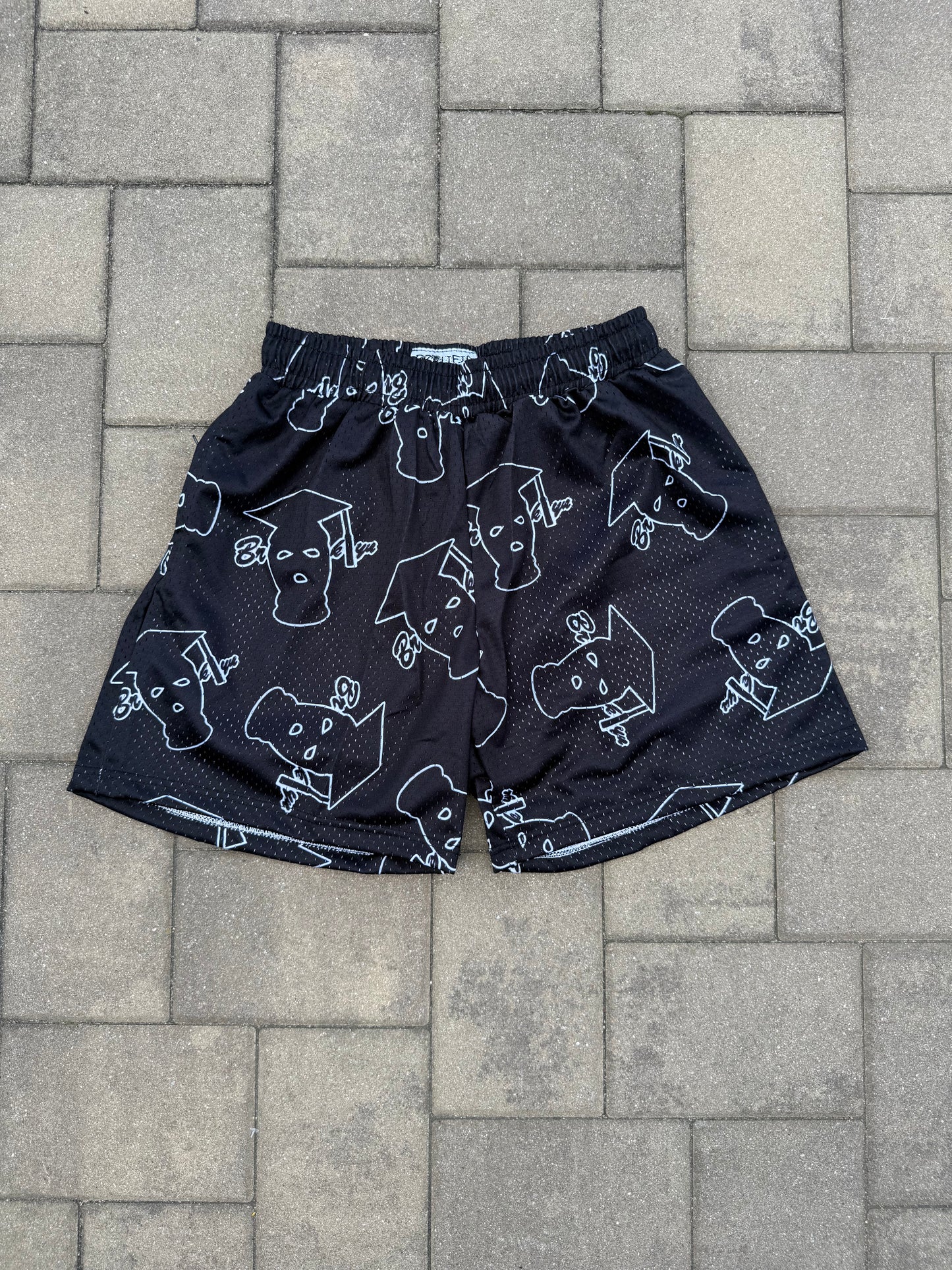 Graduation 360 gradient shorts