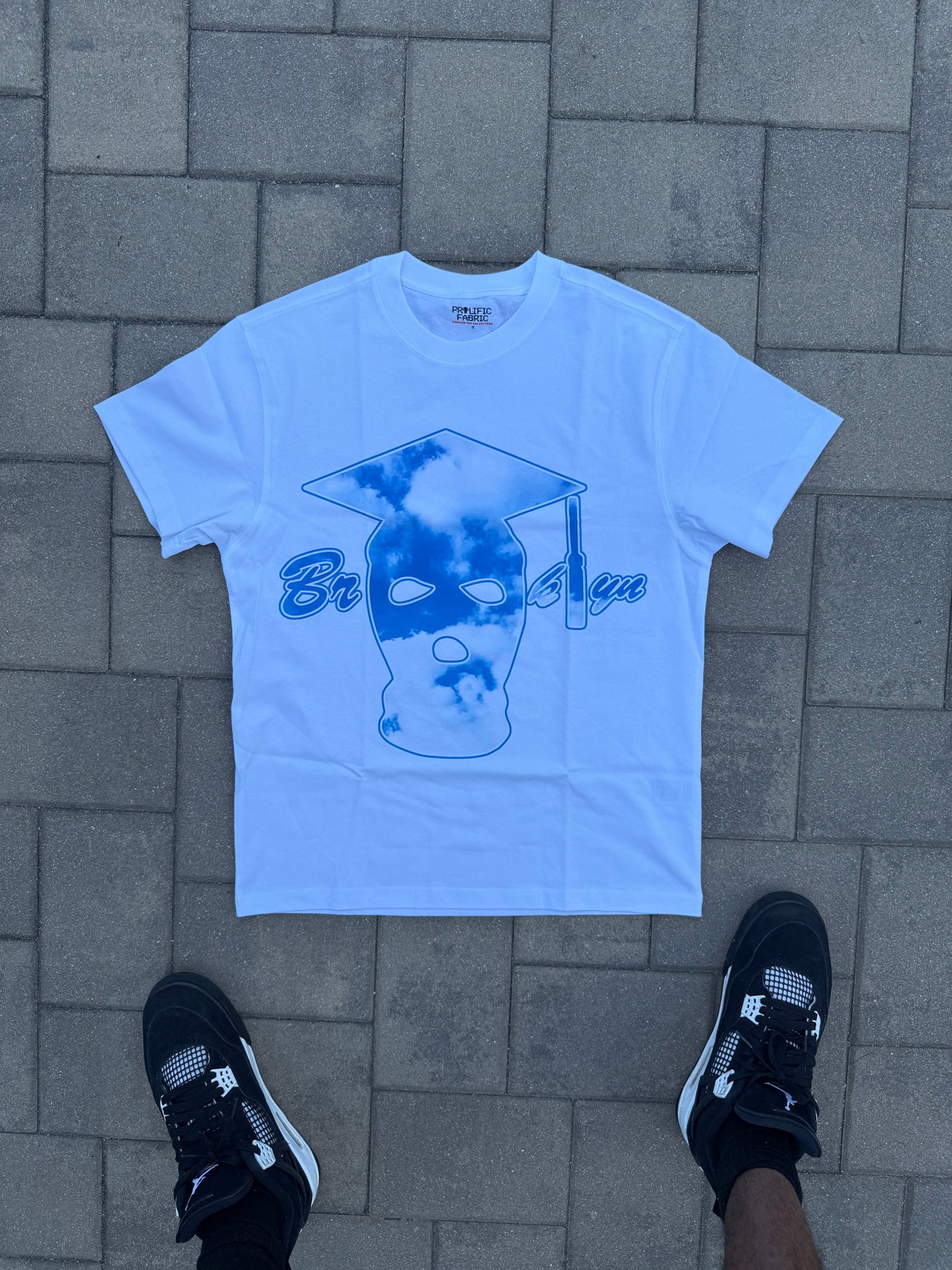 GRADUATION CLOUD TEE