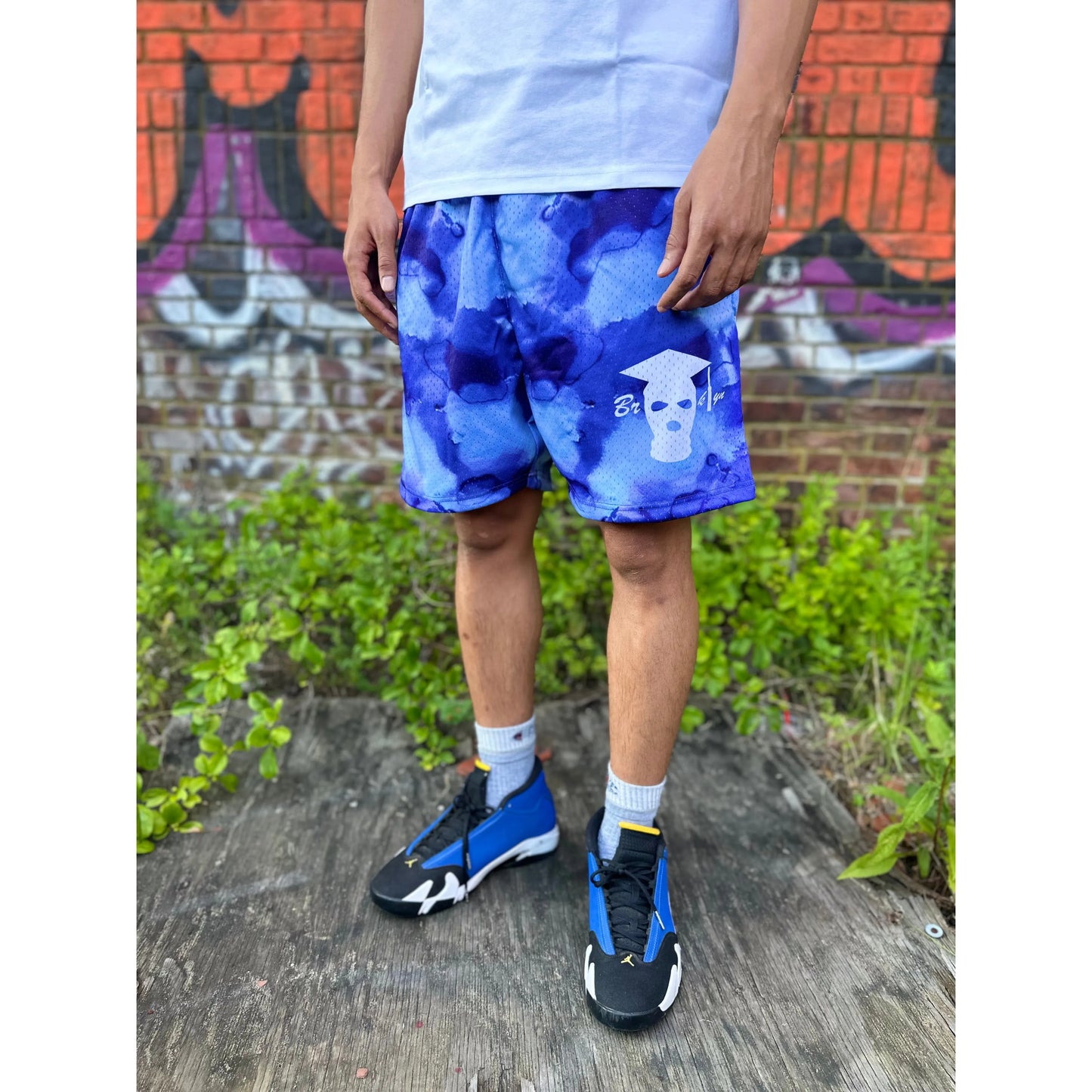 GRADUATION SPLASH SHORTS