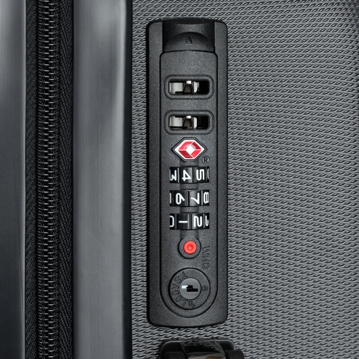 I HEART NY TRAVEL SUITCASE