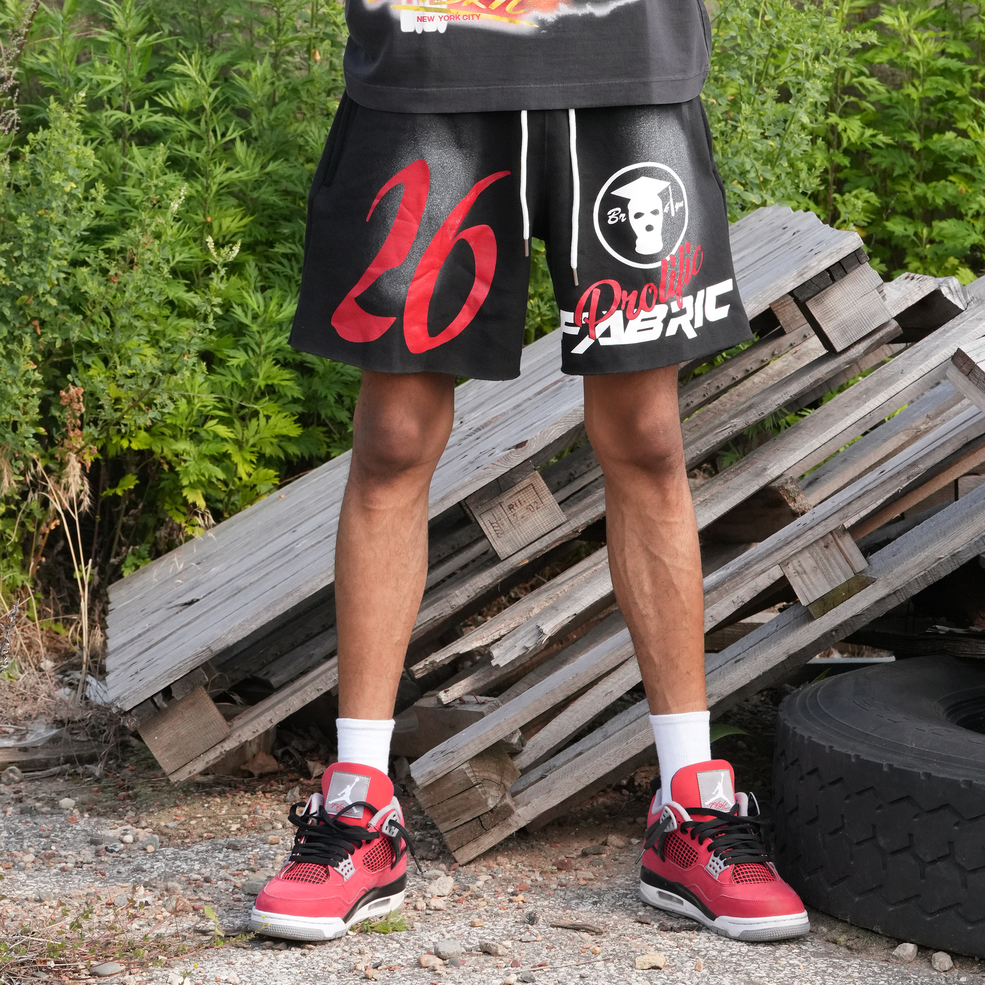 LEGEND TEE