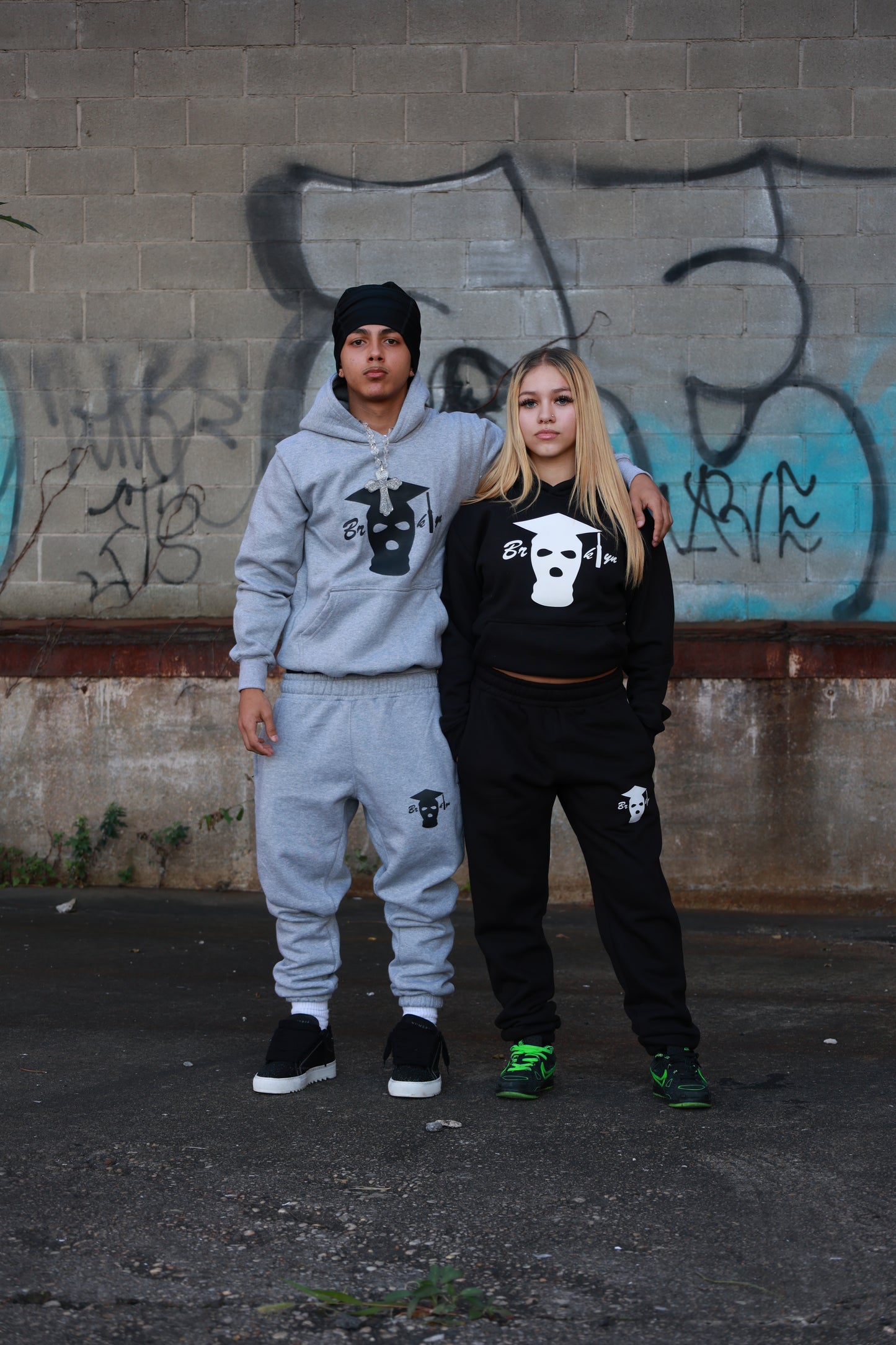 CLASSIC GRADUATION SWEATSUITS V1