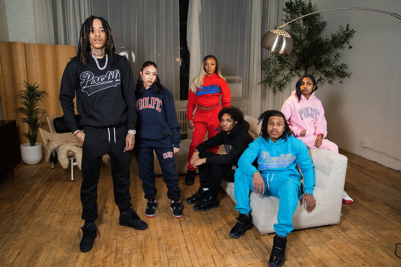 PF ESSENTIAL 2.0 SWEATSUIT
